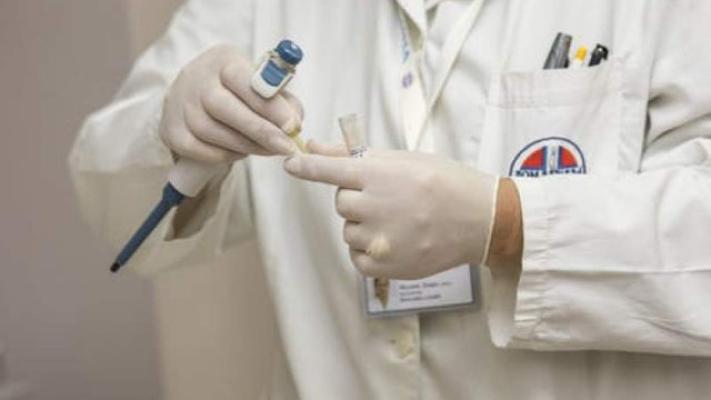 Femeie din Marea Britanie, infectată cu febră dengue în Franţa