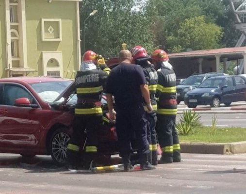 Femeie de 88 de ani, moartă după ce a fost lovită de o mașină, în Satul de Vacanță 
