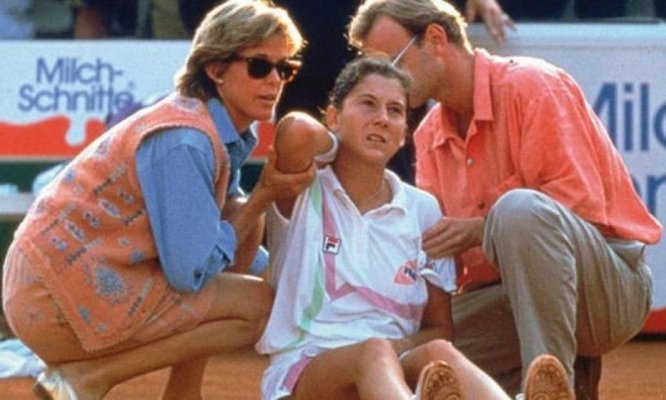 Bărbatul care a înjunghiat-o pe fosta jucătoare de tenis, Monica Seles, a murit