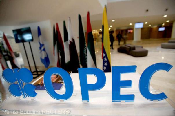 Cotaţia petrolului în creştere, după informaţiile privind reducerea producţiei de către grupul OPEC+