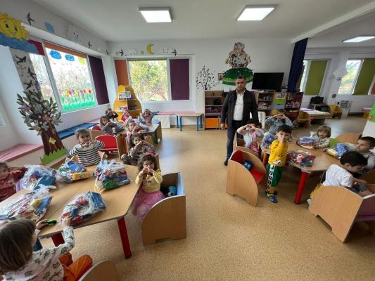 Copiii din Poarta Albă au fost vizitați de iepuraș 