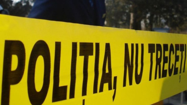 O femeie a fost găsită spânzurată pe un teren viran din Sibiu