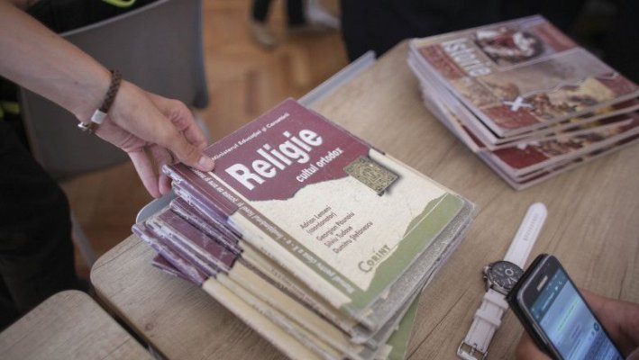 Noi reguli pentru orele de Religie: Ce se întâmplă cu elevii care nu participă la curs