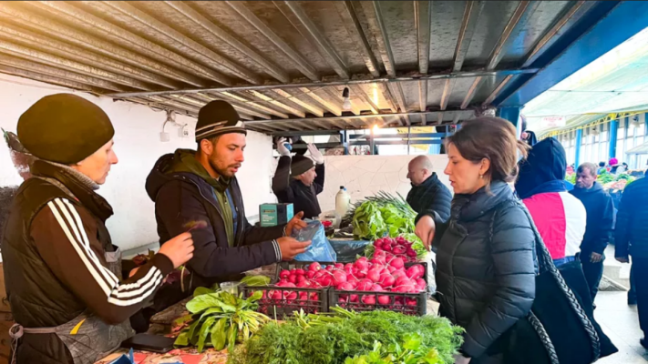 Producător amendat cu 7.500 de lei pentru 20 de legături de ridichi