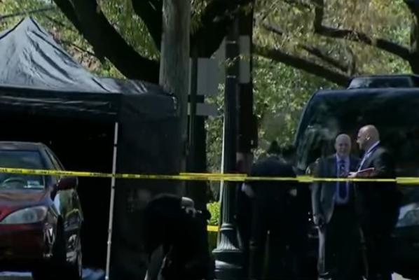 Atac armat în SUA: Patru persoane, împușcate la o înmormântare. Video