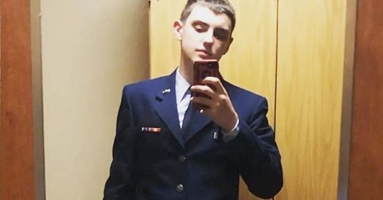 Noi informații bombă despre tânărul american care a făcut praf serviciile secrete
