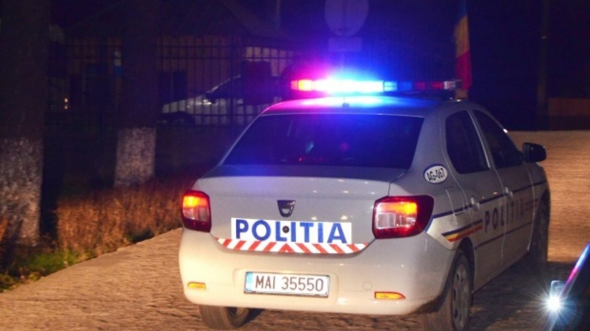 Barbat gasit spanzurat in casa, pe strada Mugurului din Constanta