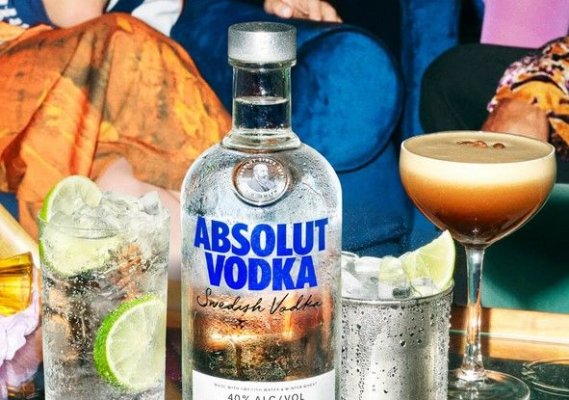 Suedezii de la Absolut nu mai exportă alcool în Rusia