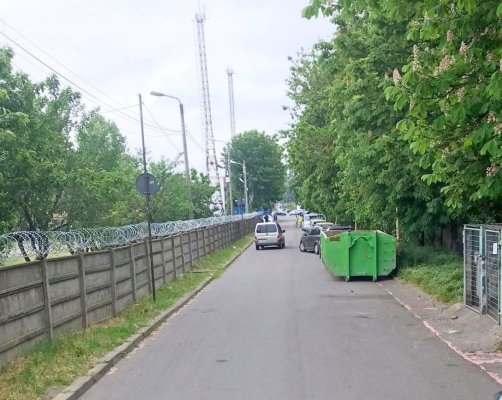 Containerele speciale pentru deșeuri voluminoase, amplasate în cartierul Brătianu