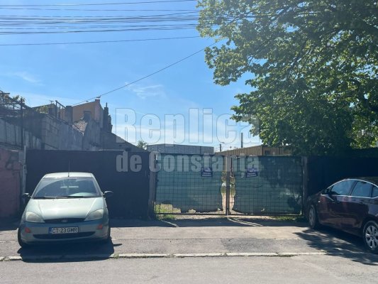 Buculeasa, de la Casa Albastră, vrea să ridice un restaurant lângă cimitir. Video