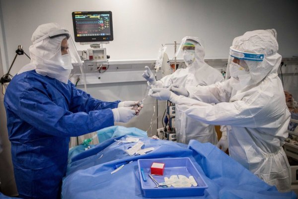 Coronavirus: Israelul renunţă la carantina obligatorie pentru pacienţii cu COVID-19