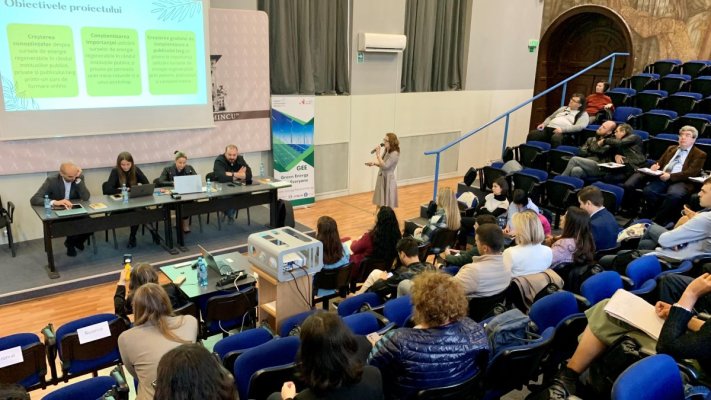 Cursuri despre energie regenerabilă, organizate la Universitatea Ovidius