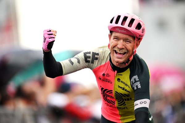 Ciclism: Danezul Magnus Cort a câştigat etapa a 10-a a Turului Italiei