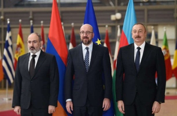 Armenia-Azerbaidjan: Liderii se întâlnesc la Bruxelles pe fondul tensiunilor