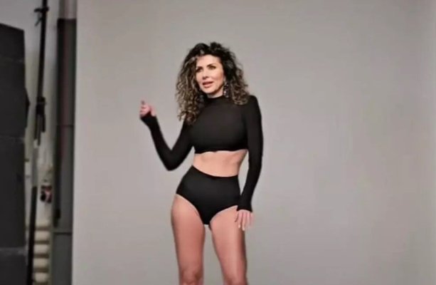 Carmen Brumă, complet goală la 46 de ani. Iubita lui Mircea Badea și-a arătat silueta