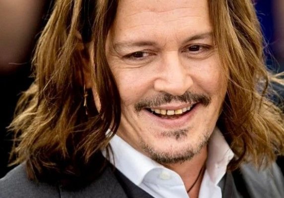  Johnny Depp, cu dantura cariată și dezgustătoare la Cannes. Actorul arată deplorabil