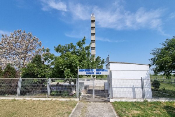 „Muzeul în aer liber” din incinta Memorialului Poarta Albă va fi inaugurat