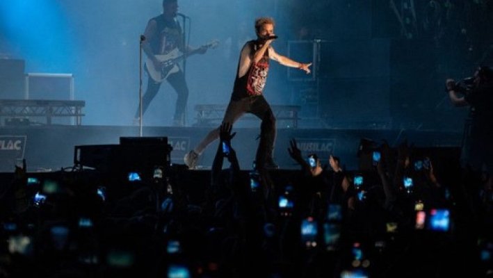 Trupa Sum 41 a anunțat că se va desfiinţa