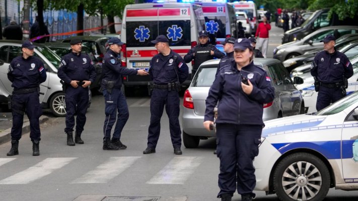 Masacru într-o școală din Belgrad, mai mulți elevi au fost uciși
