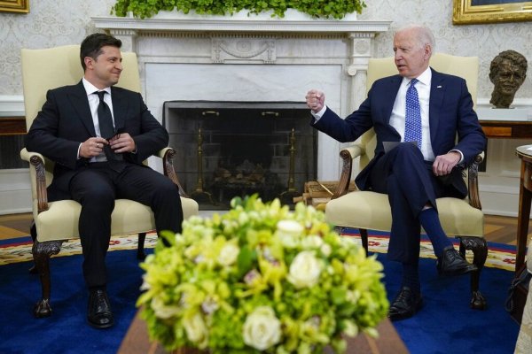 Alte 20 miliarde de dolari pentru Ucraina. Joe Biden a cerut un nou pachet de asistenţa militară şi economică