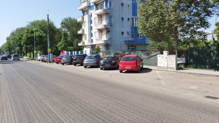 Atenție, șoferi! Evitați să parcați pe bulevardul Mamaia, tronsonul cuprins între Pescărie și strada Soveja