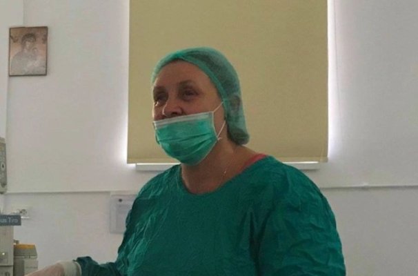 O doctoriță de 58 de ani a murit în timp ce era de gardă  