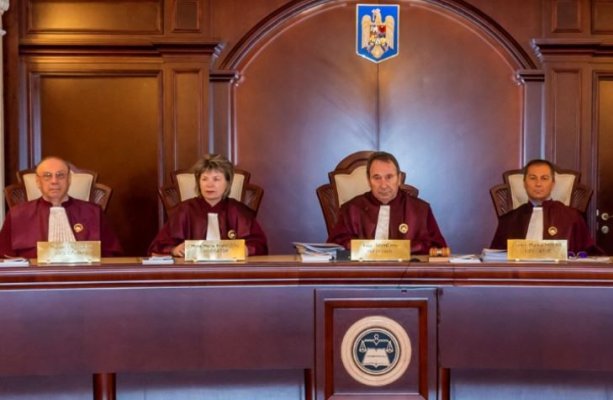 CCR intervine în legea construcțiilor. Prefectul nu va mai fi singurul care poate ataca în instanță autorizațiile de construire