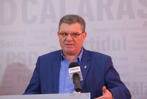 Circ monstru: Dumitru Coarnă i-a făcut pe pesediști homosexuali, în Parlament