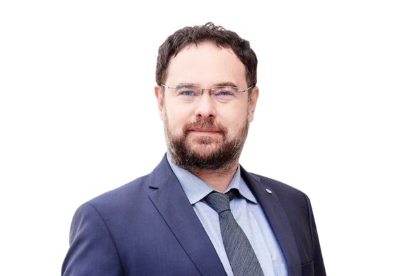 Codirlaşu (CFA): Cursul euro/leu a reintrat pe trendul de depreciere pe care a fost în ultimii 5-7 ani