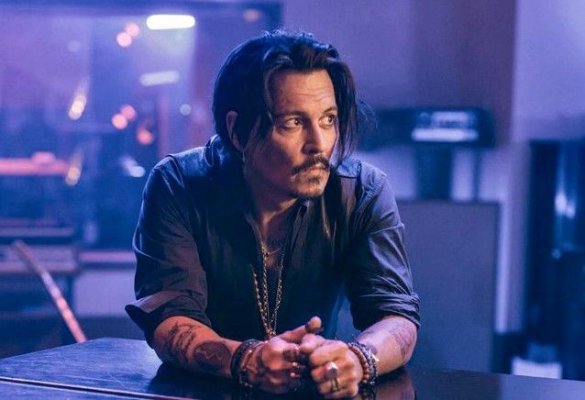 Johnny Depp a semnat un contract record, în valoare de 20 de milioane de dolari, cu casa Dior