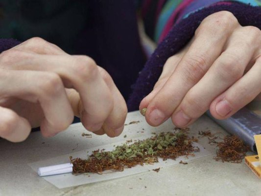 Raport: Disponibilitatea drogurilor continuă să crească în Europa
