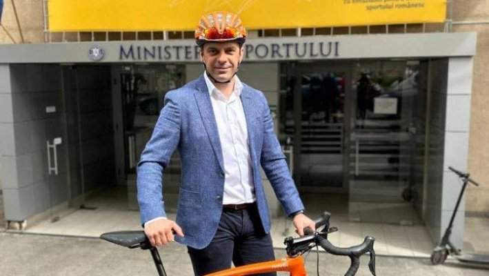 Ministrul Sportului a ajuns la pelerinajul de la Şumuleu Ciuc după ce a pedalat aproape 10 ore 