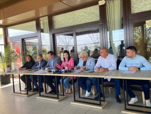 Operatorii din Mamaia îl fac praf pe ministrul Turismului. Video