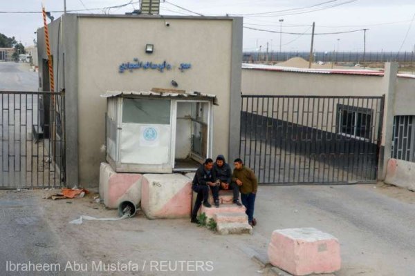 Israelul a redeschis punctele de trecere a frontierei spre Fâşia Gaza în urma încetării focului
