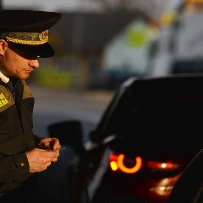 Tânăr depistat la volan cu permisul suspendat, la Cernavodă