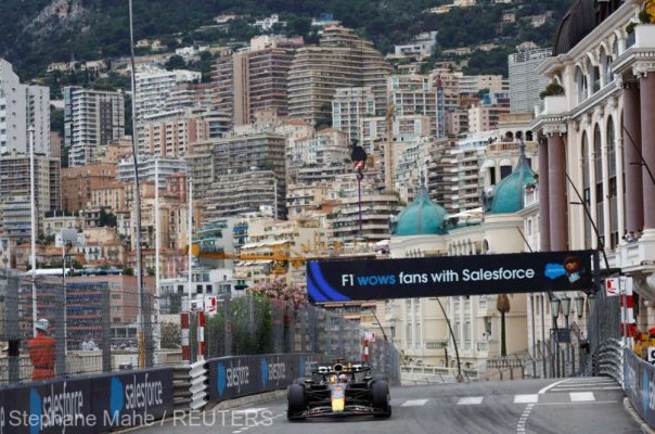 Auto: Max Verstappen l-a depăşit pe Vettel la numărul de victorii pentru Red Bull