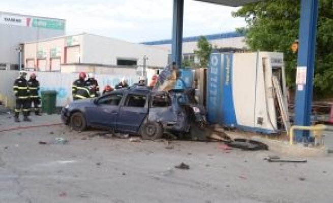 Explozie la o stație de gaz: un om a murit