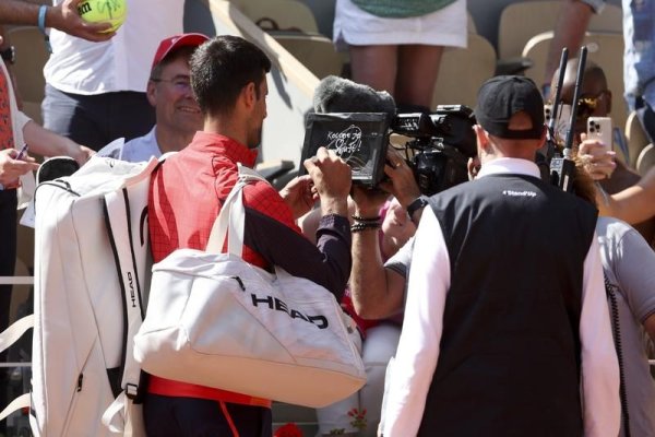 Tenis: Djokovic, criticat de ministrul francez al Sportului după mesajul ''Kosovo este inima Serbiei''