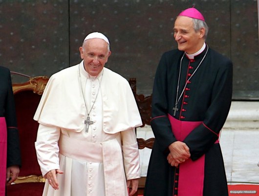 Papa Francisc îi cere unui cardinal italian să îşi asume o misiune de pace pentru Ucraina