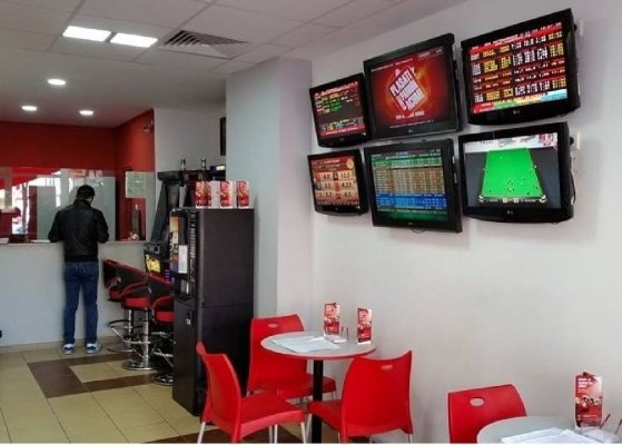 A împrumutat 31.000 de lei de la o casă de pariuri și apoi s-a făcut nevăzut!