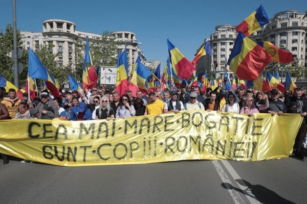 Un deputat recent exclus din grupul PSD, alături de George Simion la protest