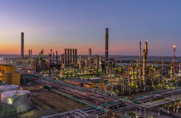 România - printre puţinele ţări din UE cu situri de producţie de petrol şi gaze naturale considerabile