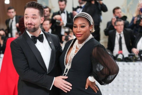 Tenis: Serena Williams a anunţat că este însărcinată, cu prilejul participării la Met Gala