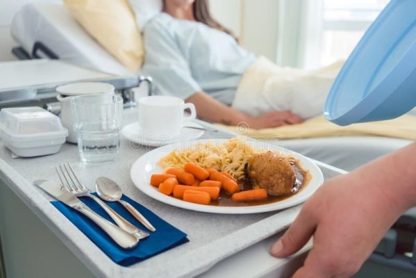 Pacienţii dintr-un spital judeţean, la un pas să rămână fără mâncare