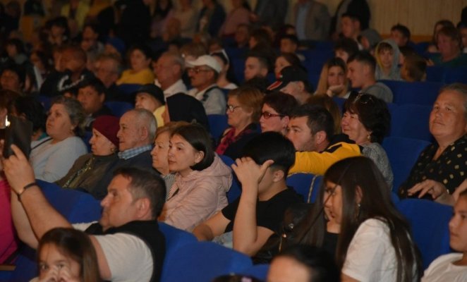 Conferință, expoziții tematice și spectacol, la Sărbătoarea Etniei Tătare din România