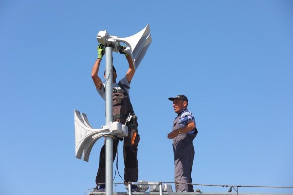 Atenție, constanțeni! Se montează sirenele pentru alarmarea populației în Mamaia!