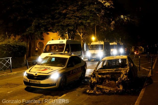 Franţa: O altă noapte de violenţe după moartea unui adolescent împuşcat de un poliţist