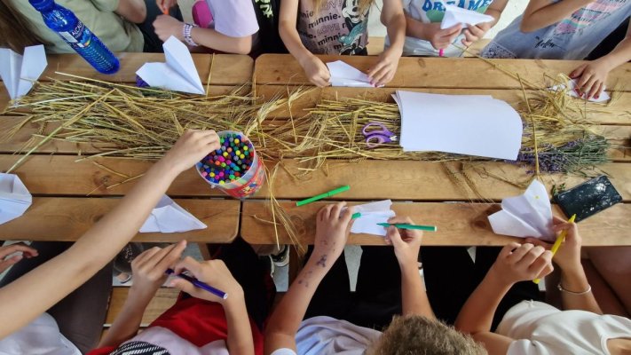 Educație în natură. Ameropa Grains lansează proiectul ”Școala mea, natura” pentru elevii din trei comunități rurale dobrogene 
