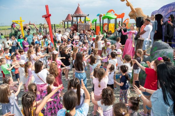 Institutul Yunus Emre a sărbătorit Ziua Copilului și Ziua Limbii Turce