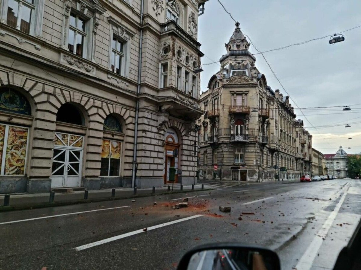 Cutremur de 5,3 grade in judetul Arad! Blocurile au inceput sa se clatine. Video
